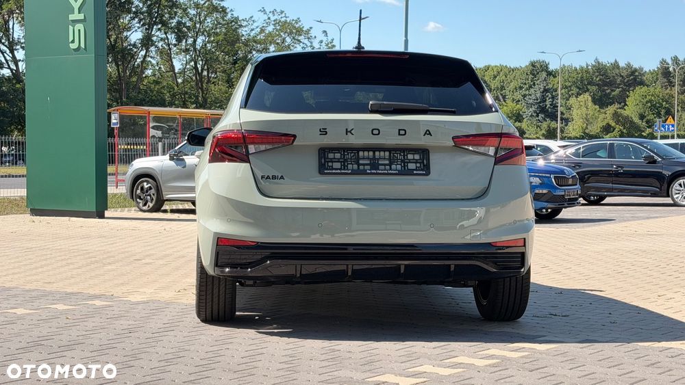 Skoda Fabia 1.0 TSI DSG Monte Carlo - 12