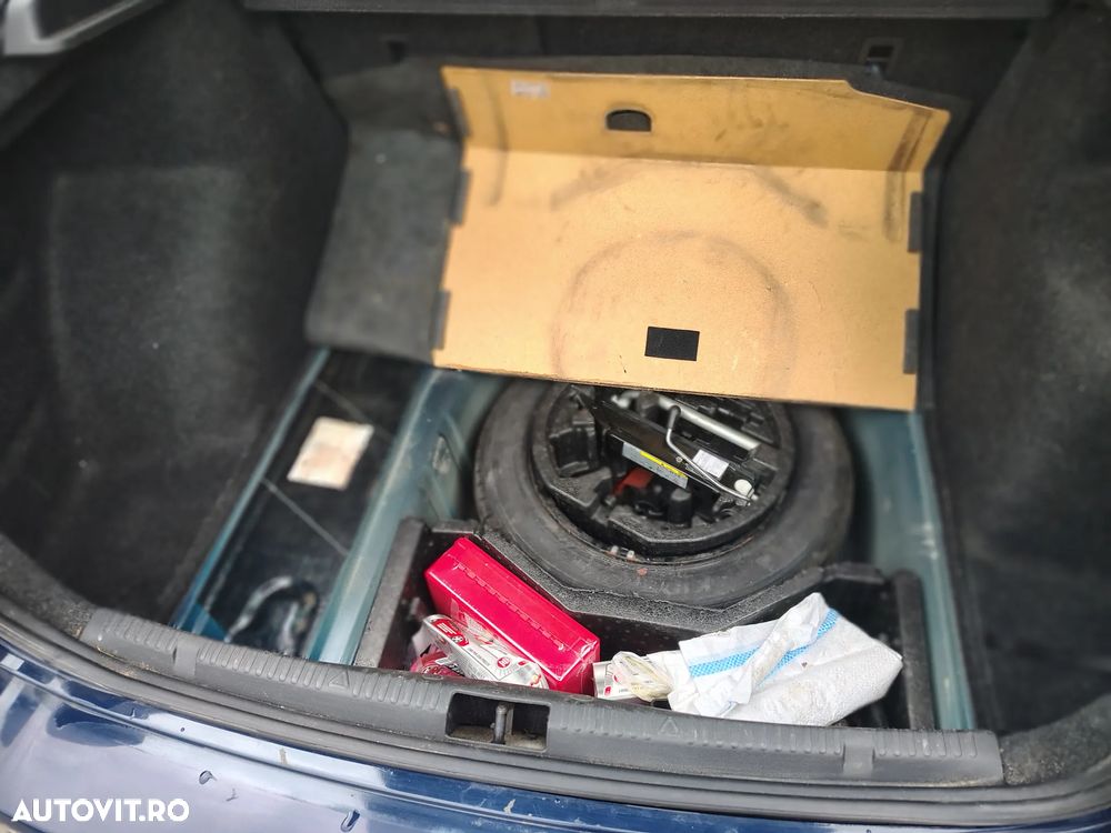 Skoda RAPID 1.2 TSI Active - 10