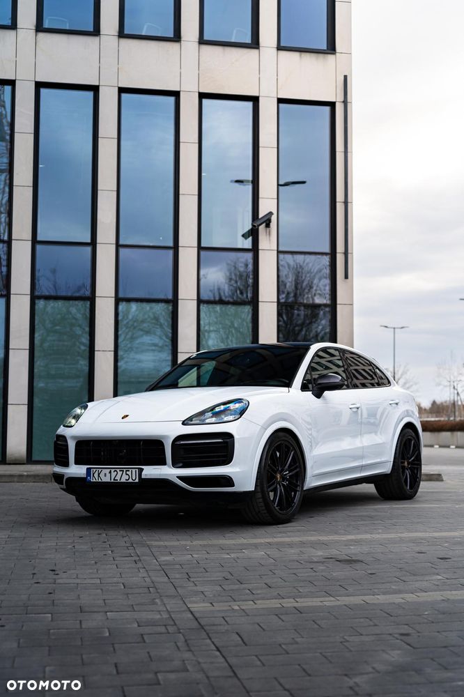 Porsche Cayenne E-Hybrid - 2