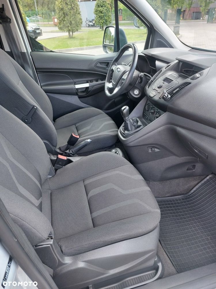 Ford Tourneo Connect - 6