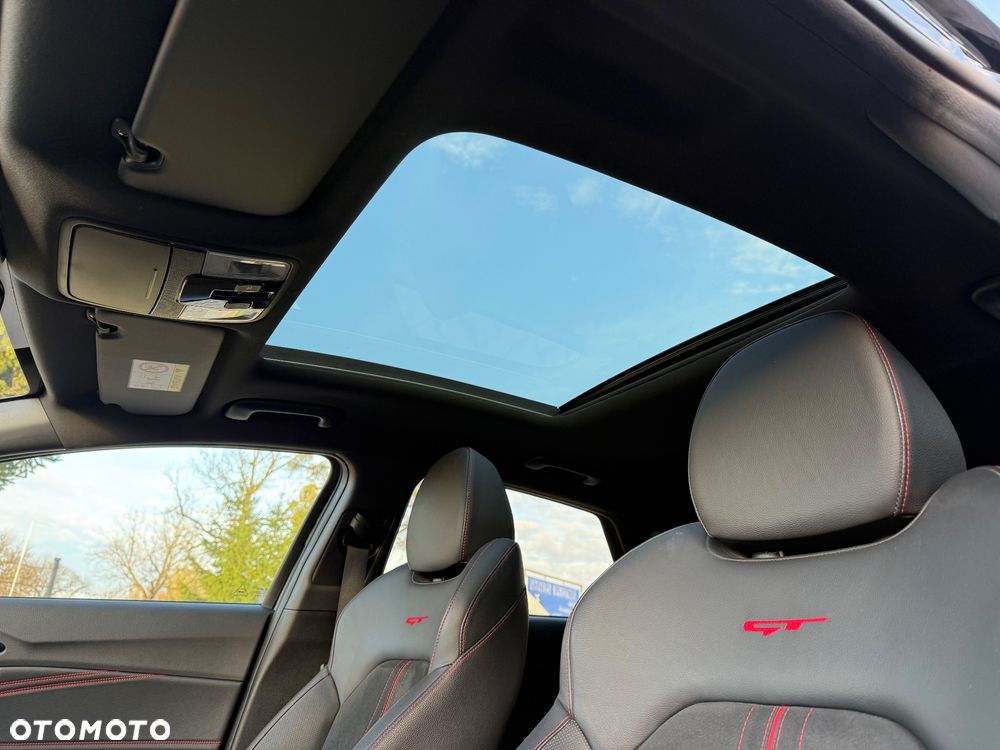 Kia ProCeed 1.6 T-GDI GT DCT - 12