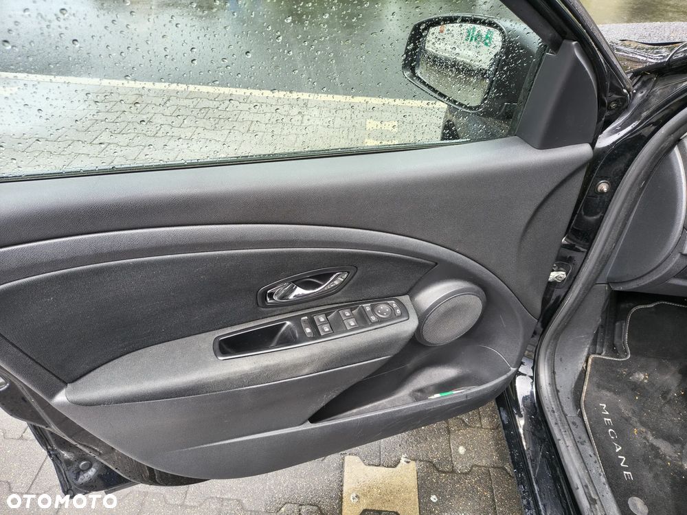 Renault Megane 1.5 dCi Zen EDC - 7