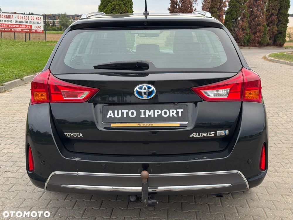 Toyota Auris 1.8 HSD Luna - 6