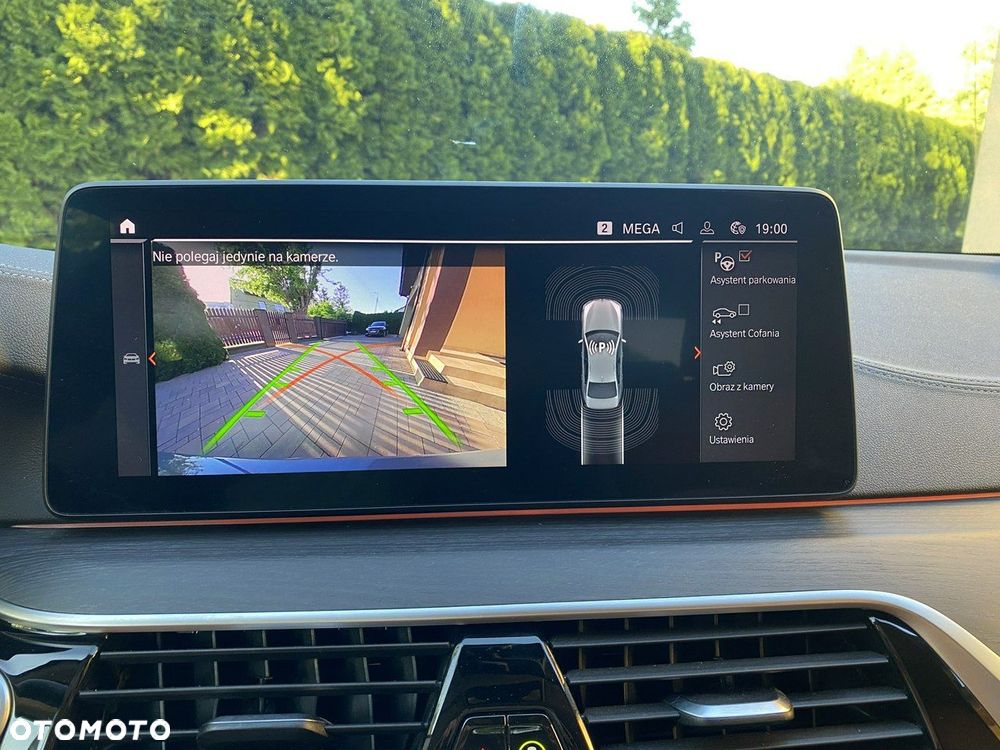 BMW Seria 5 530i xDrive mHEV Luxury Line - 20