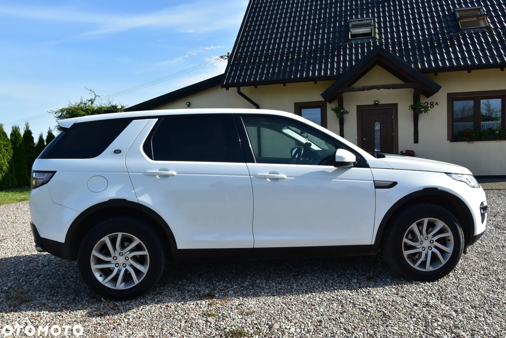 Land Rover Discovery Sport 2.0 TD4 HSE Luxury - 28