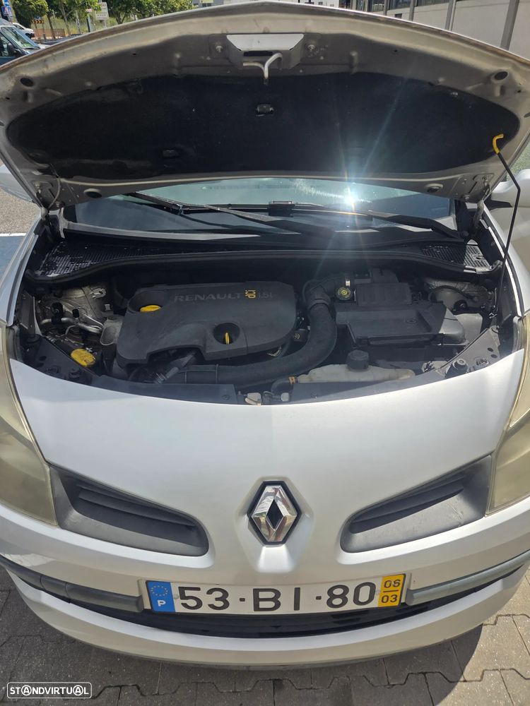 Renault Clio 1.5 dCi Confort - 2