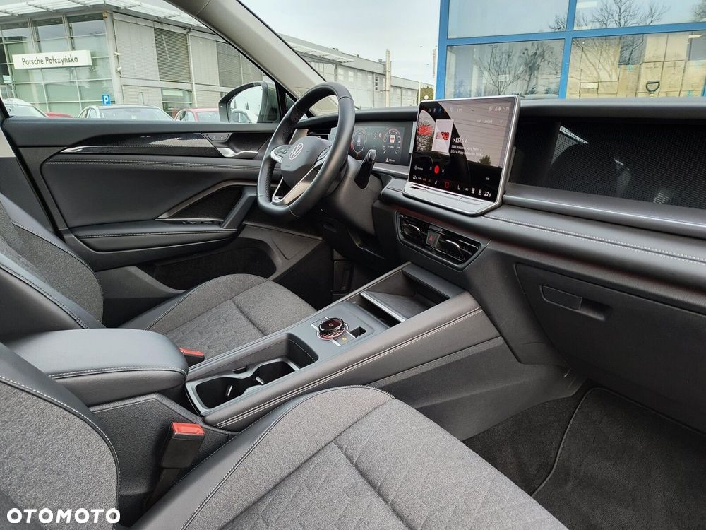 Volkswagen Tayron 2.0 TDI SCR 4Mot Elegance DSG - 11