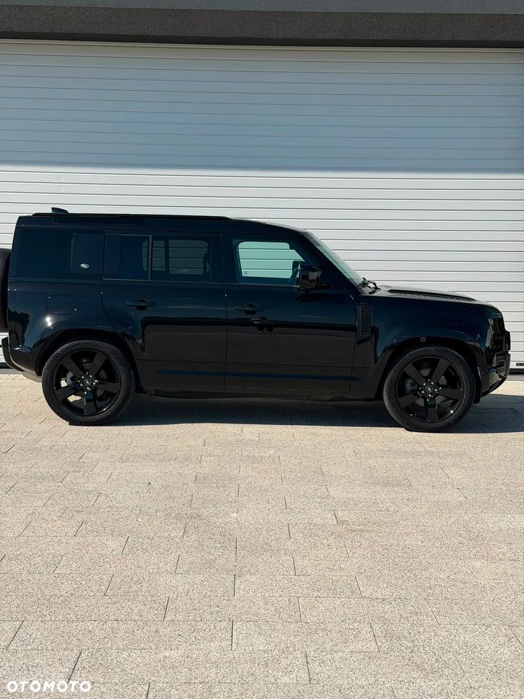 Land Rover Defender - 7