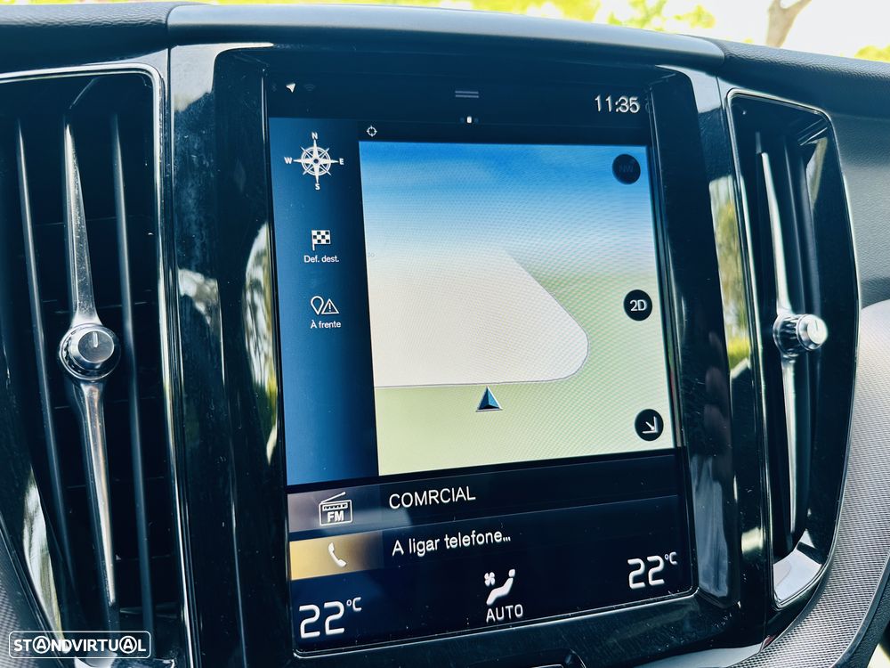 Volvo XC 60 2.0 D4 R-Design AWD - 36
