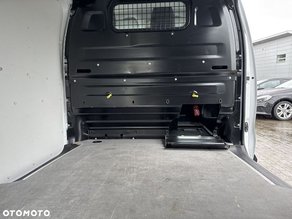 Toyota PROACE - 14