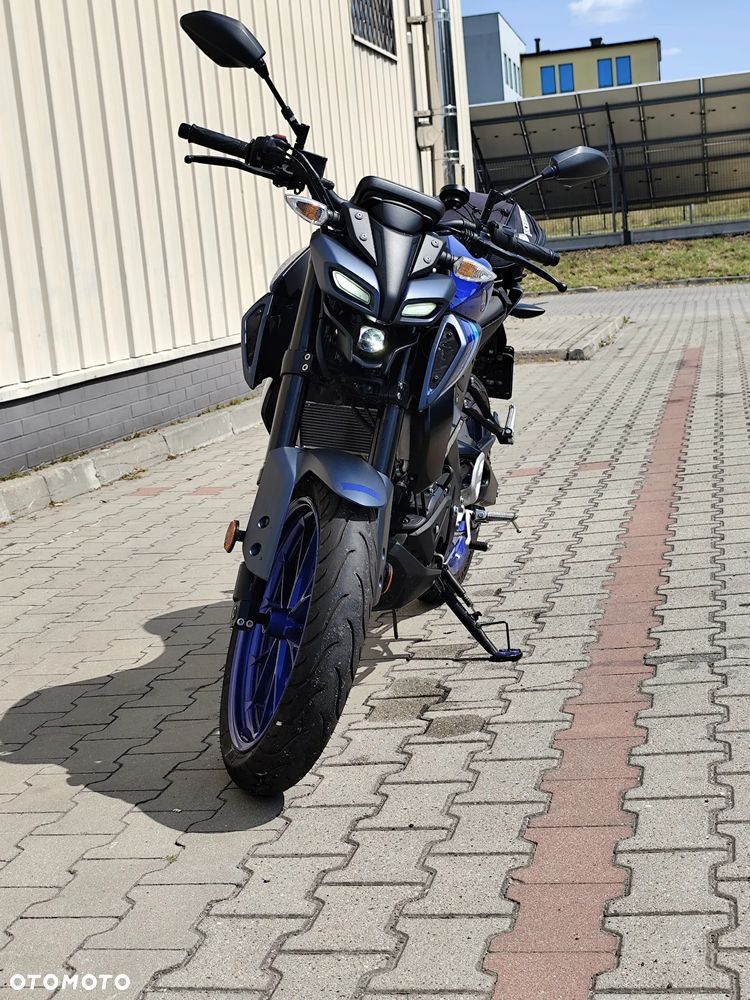Yamaha MT - 8