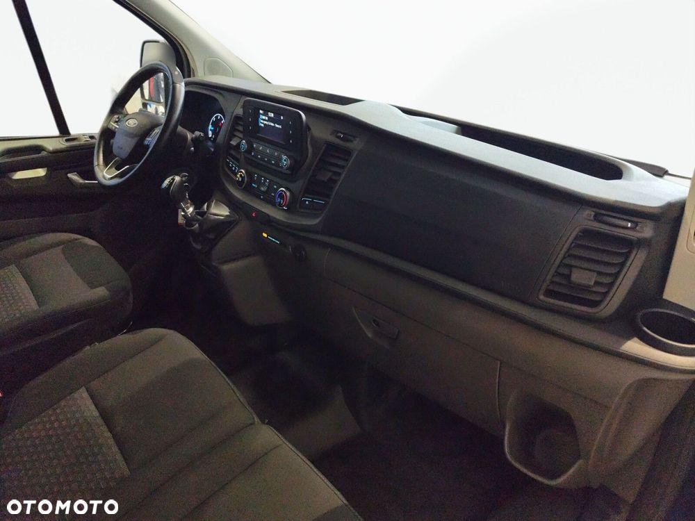 Ford Transit Custom - 12