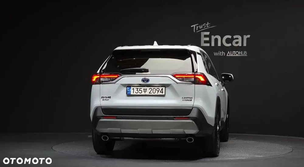 Toyota RAV4 - 4