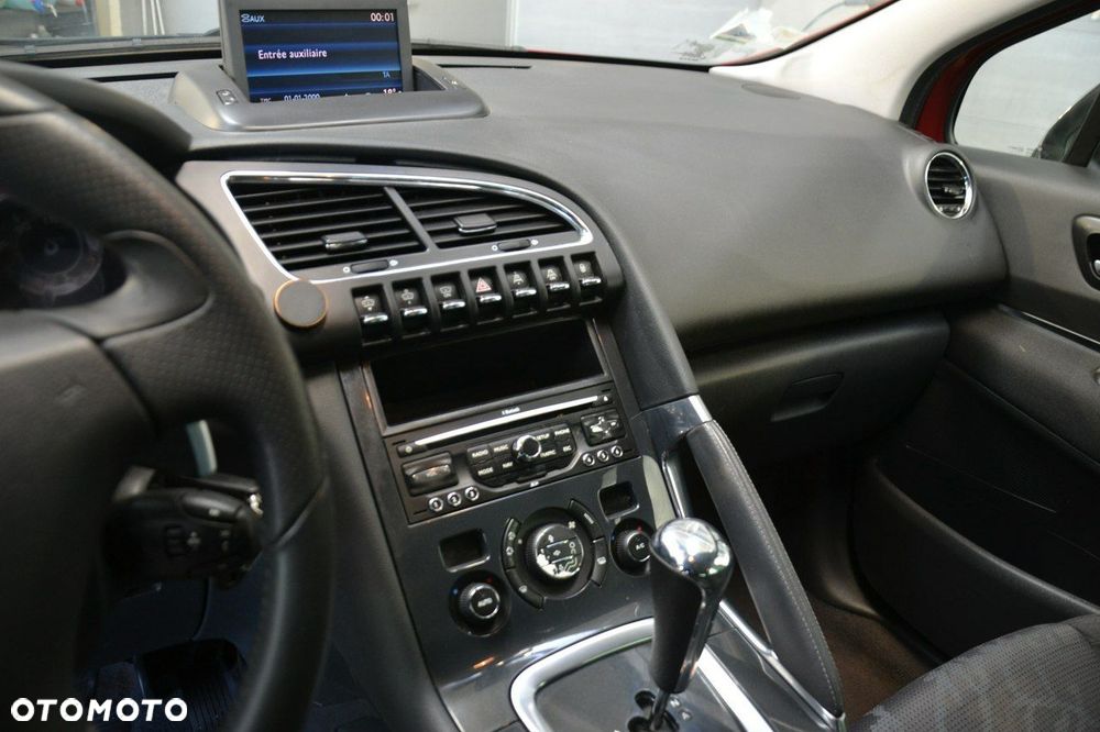 Peugeot 3008 - 18