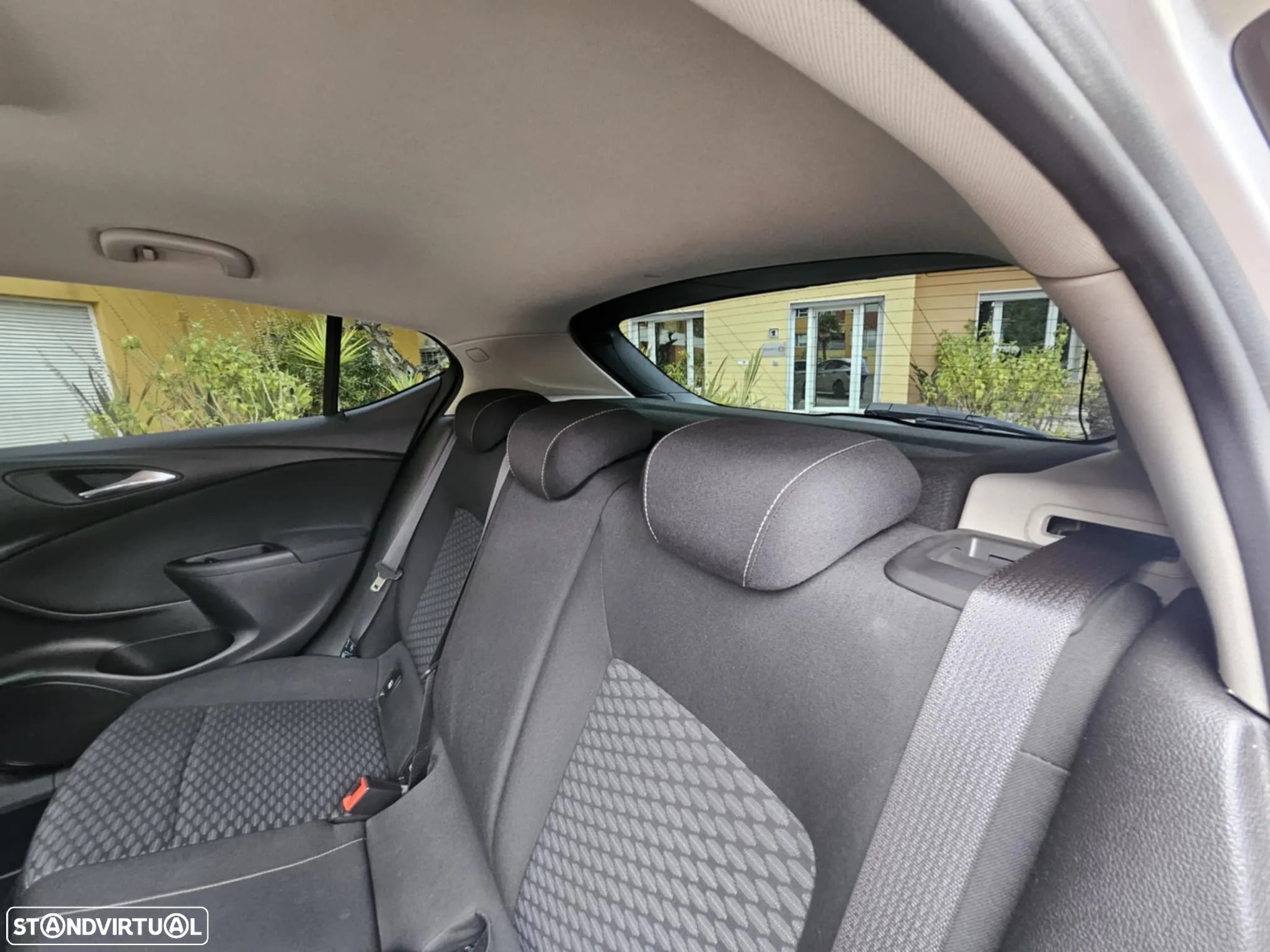 Opel Astra 1.6 CDTI Dynamic Sport S/S - 11