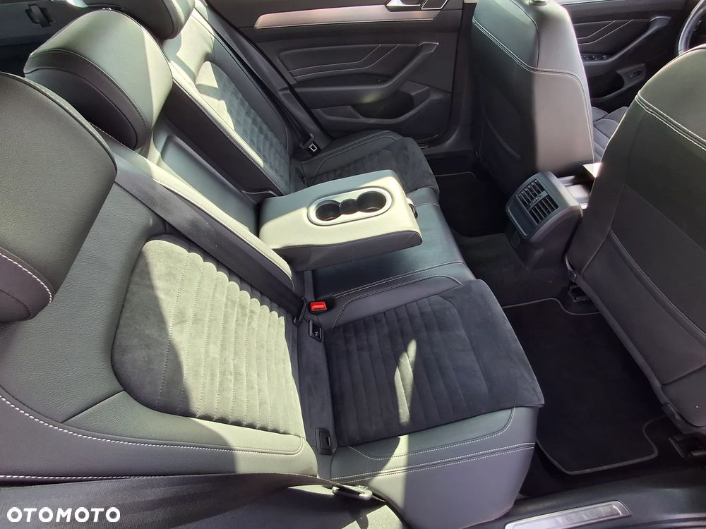 Volkswagen Passat 1.5 TSI EVO Elegance DSG - 14