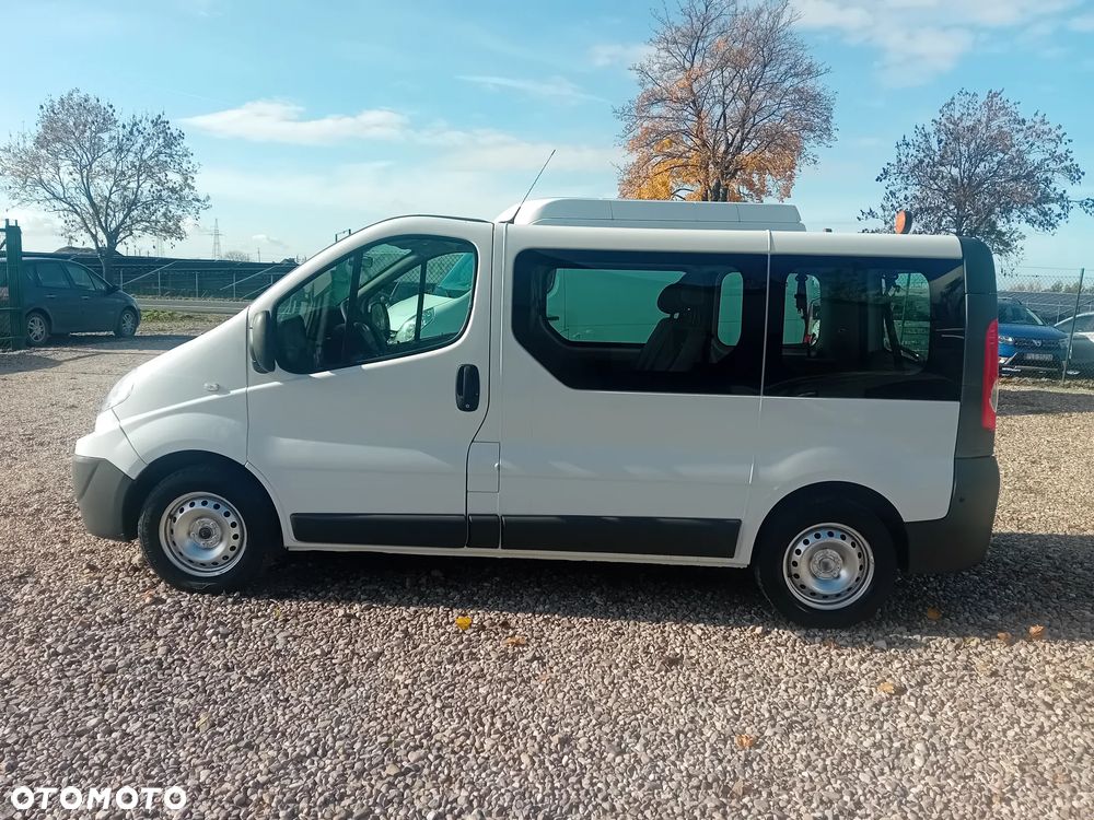 Renault Trafic - 8