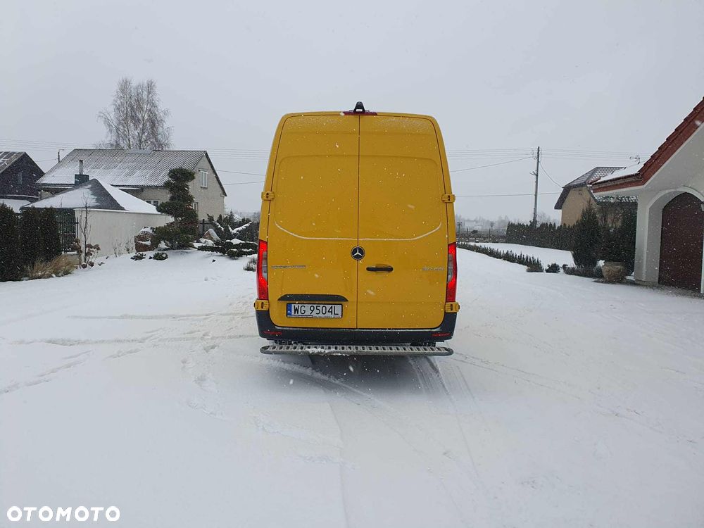 Mercedes-Benz Sprinter - 8