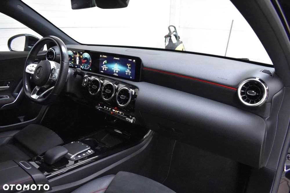 Mercedes-Benz Klasa A 220 d 8G-DCT AMG Line - 20