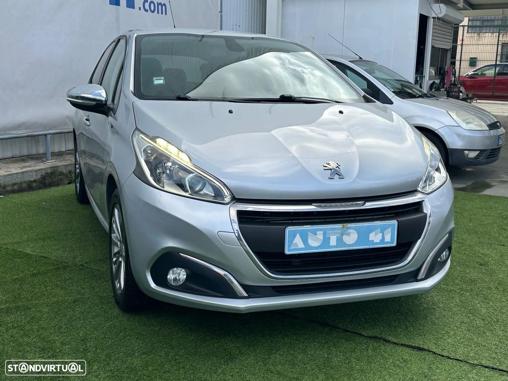 Peugeot 208 1.2 PureTech Style - 2