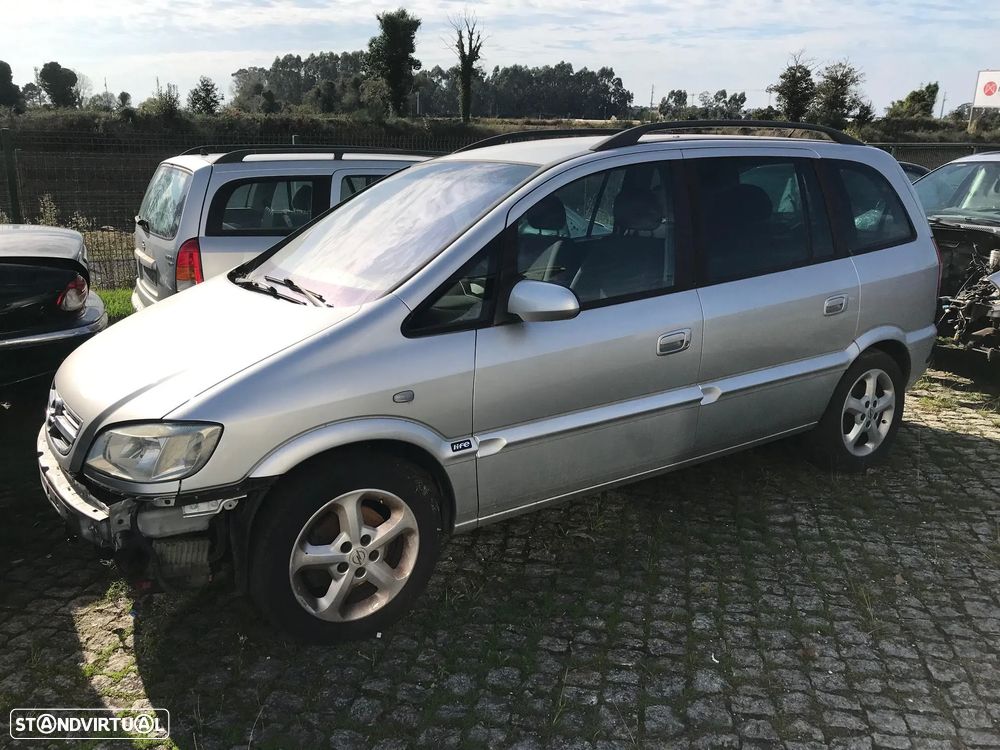 Opel Zafira A 2.0 DTi 16V 2004 - Para Peças - 2