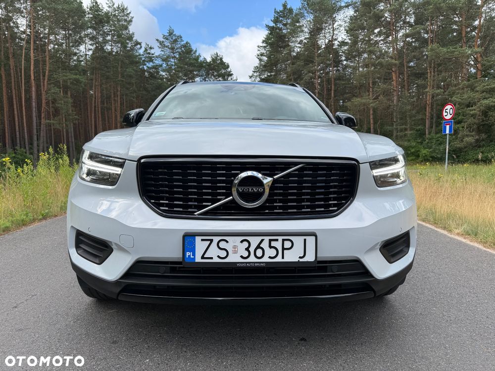 Volvo XC 40 T3 R-Design - 11