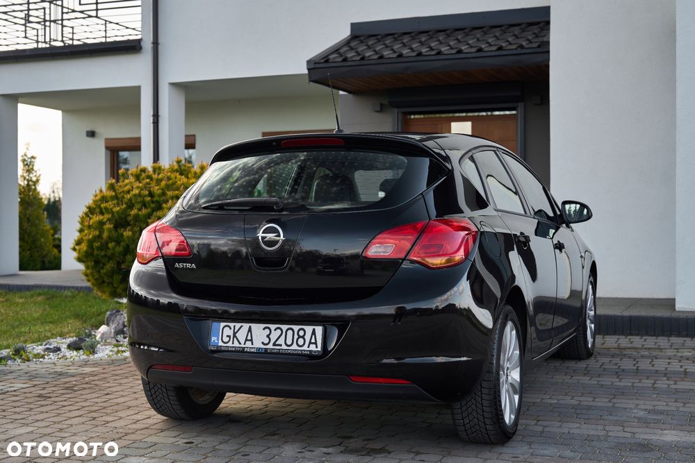 Opel Astra - 12