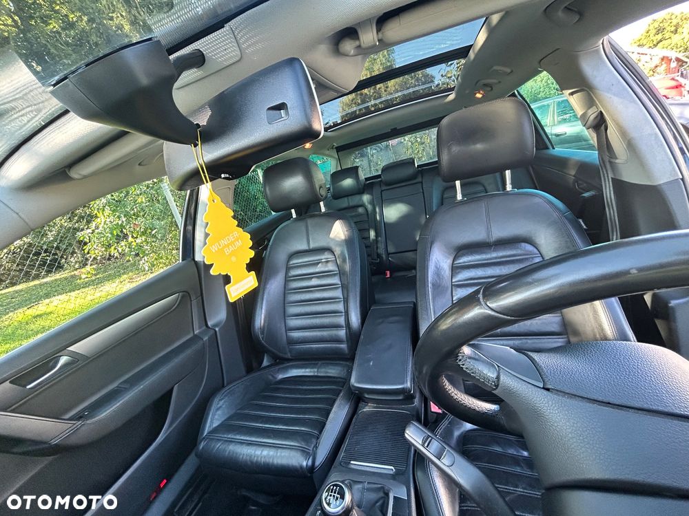 Volkswagen Passat 2.0 TDI BlueMotion Technology Trendline - 14