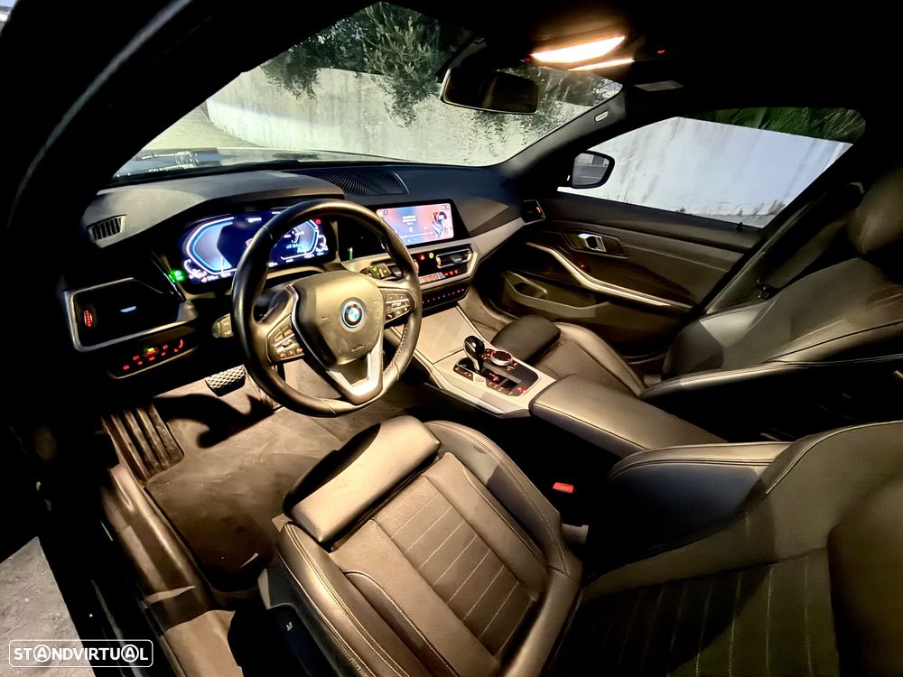 BMW 320 e Corporate Edition Auto - 43