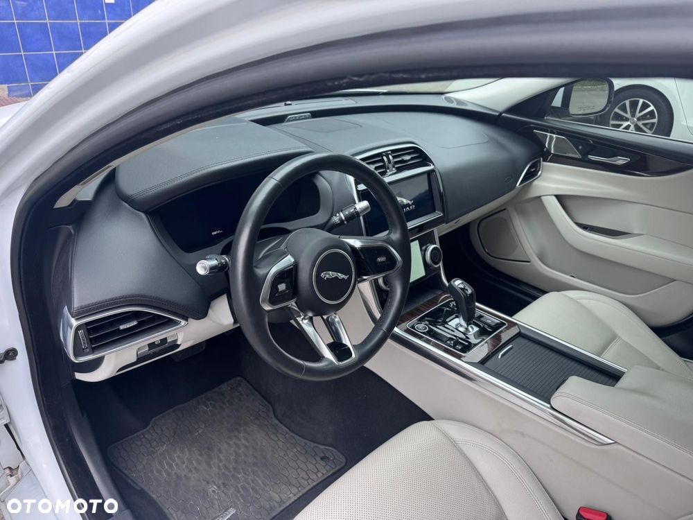 Jaguar X-Type - 2