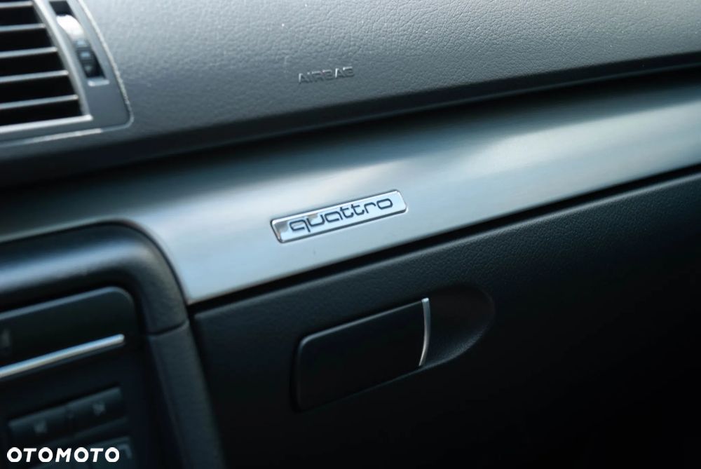 Audi A4 Avant 2.0 TDI DPF Quattro - 31