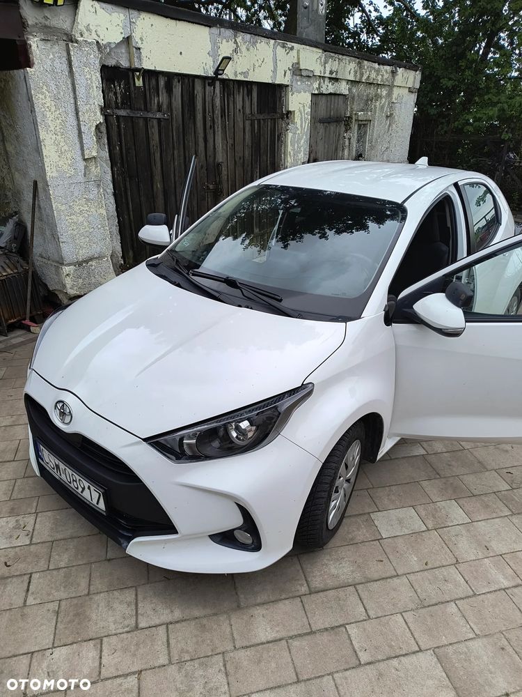 Toyota Yaris 1.5 Comfort - 1