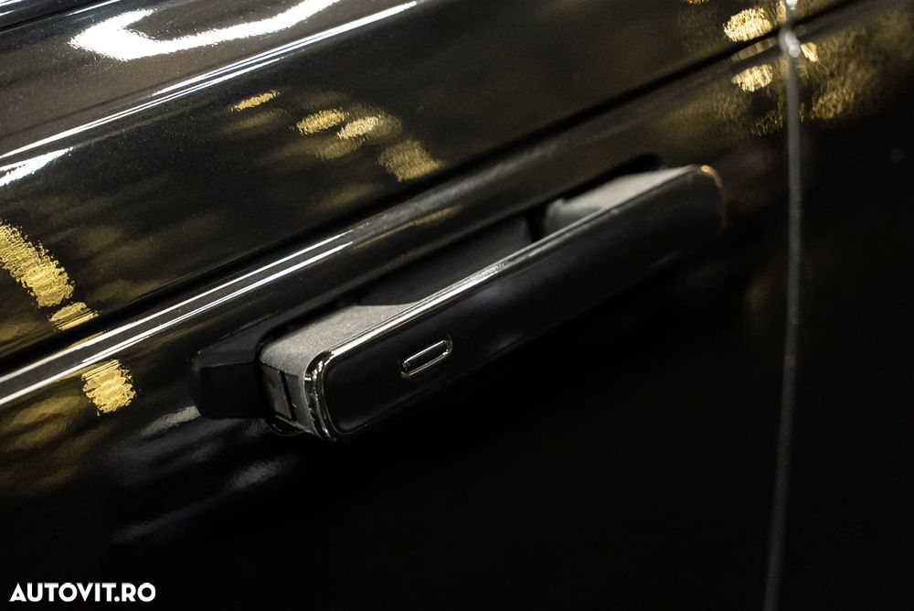 Land Rover Range Rover Velar 2.0 R-Dynamic HSE - 10