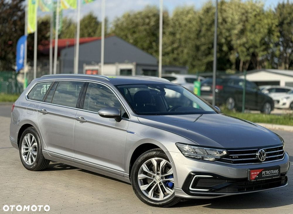 Volkswagen Passat - 13