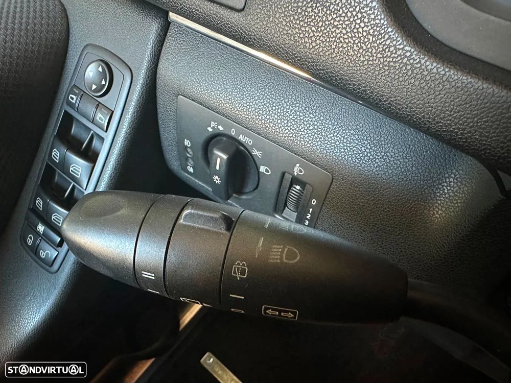 Mercedes-Benz B 180 CDI - 22