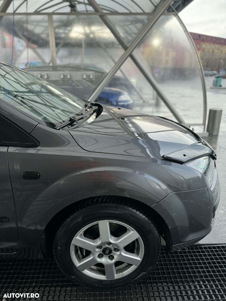 Ford Focus 1.6 TDCi Trend - 10