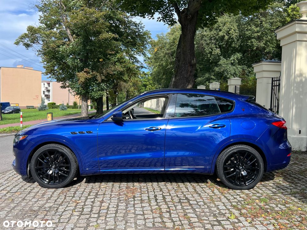 Maserati Levante Q4 - 1