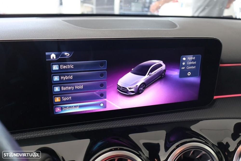 Mercedes-Benz A 250 e 8G-DCT AMG Line Advanced Plus - 29