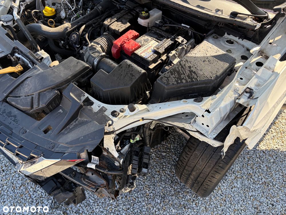 Nissan Qashqai 1.3 DIG-T MHEV N-Connecta - 32