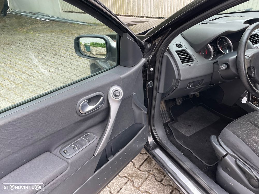 Renault Mégane 1.5 dCi Privilège - 25