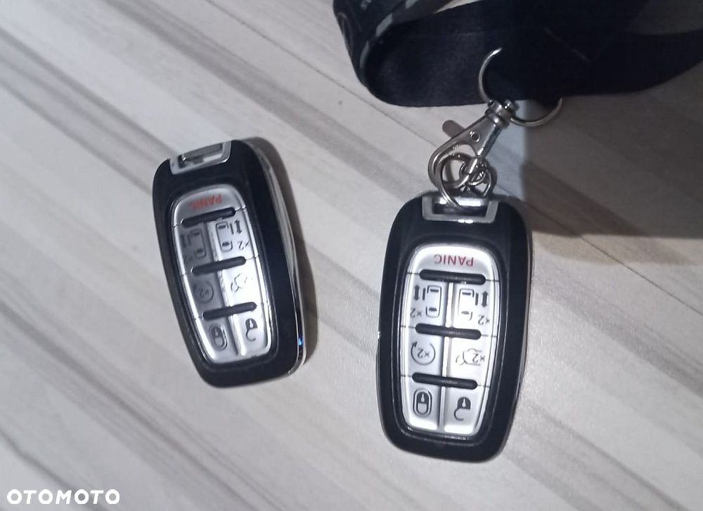 Chrysler Pacifica - 38