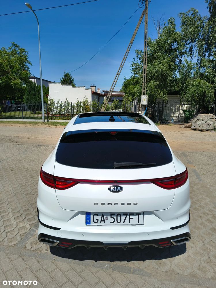 Kia ProCeed - 5