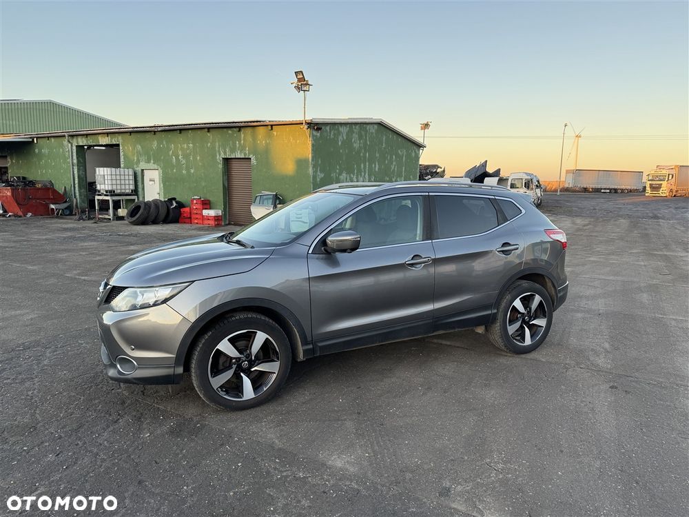 Nissan Qashqai - 14