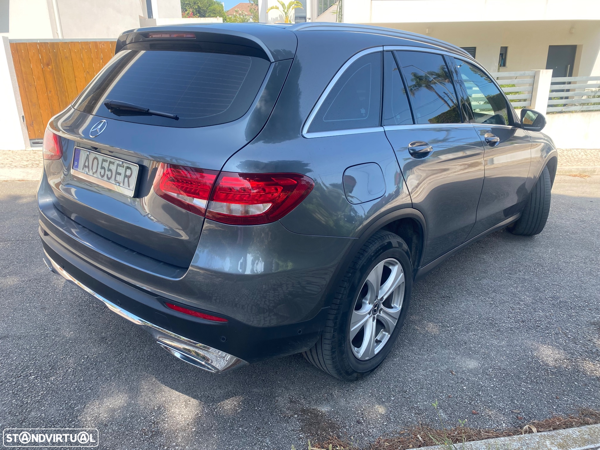Mercedes-Benz GLC 220 d 4Matic 9G-TRONIC Exclusive - 34