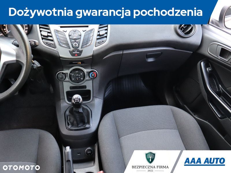 Ford Fiesta - 9