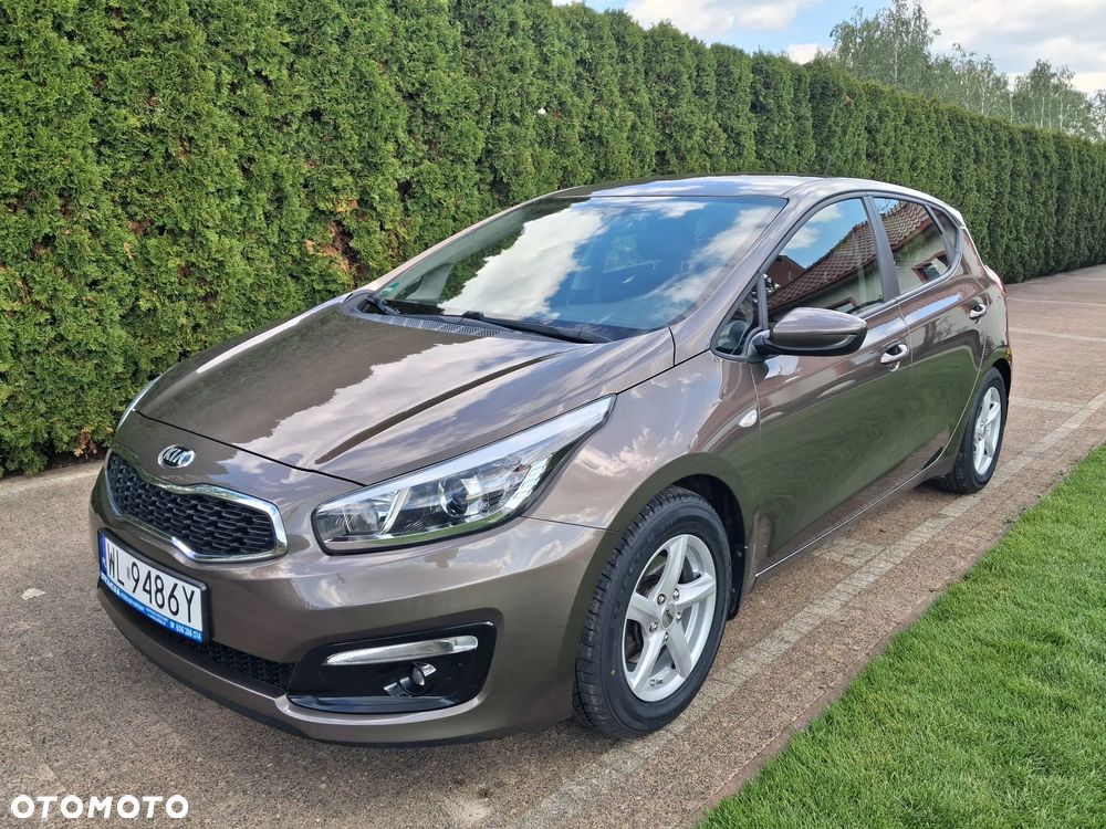 Kia Ceed 1.4 CVVT Attract - 1