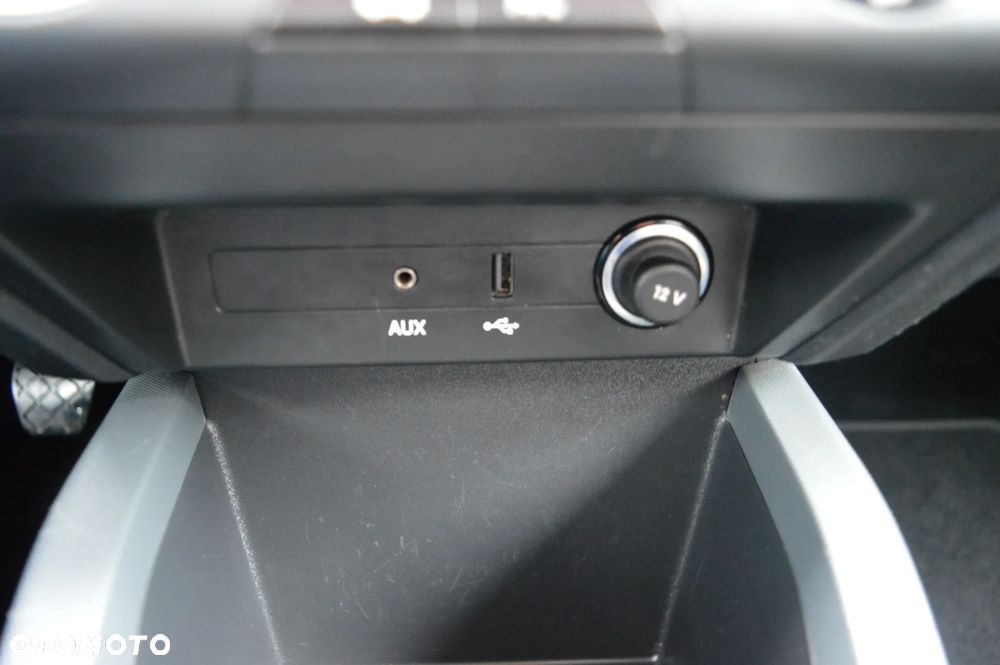 Skoda Fabia 1.0 MPI Ambition - 23