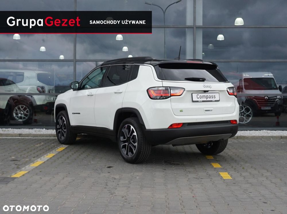 Jeep Compass - 2
