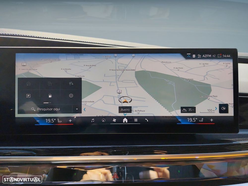 BMW 750 750e xDrive Pack Desportivo M - 35