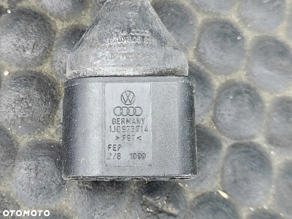 Instalacja 8E0971687L Wiazka Drzwi Kostki Elektryczne Szyby Tyl Tylne AUDI A4 B7 - 10